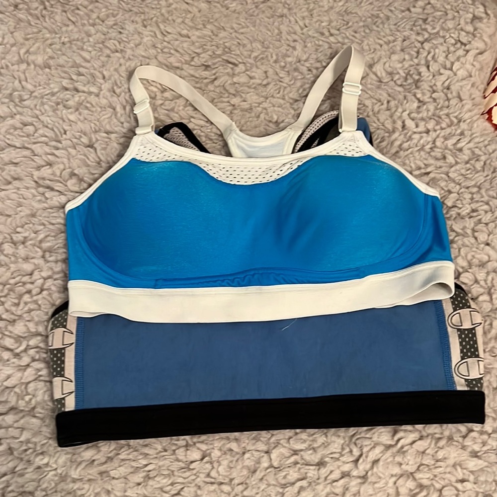 Lot of 2 champion brand shorts bras, M/L